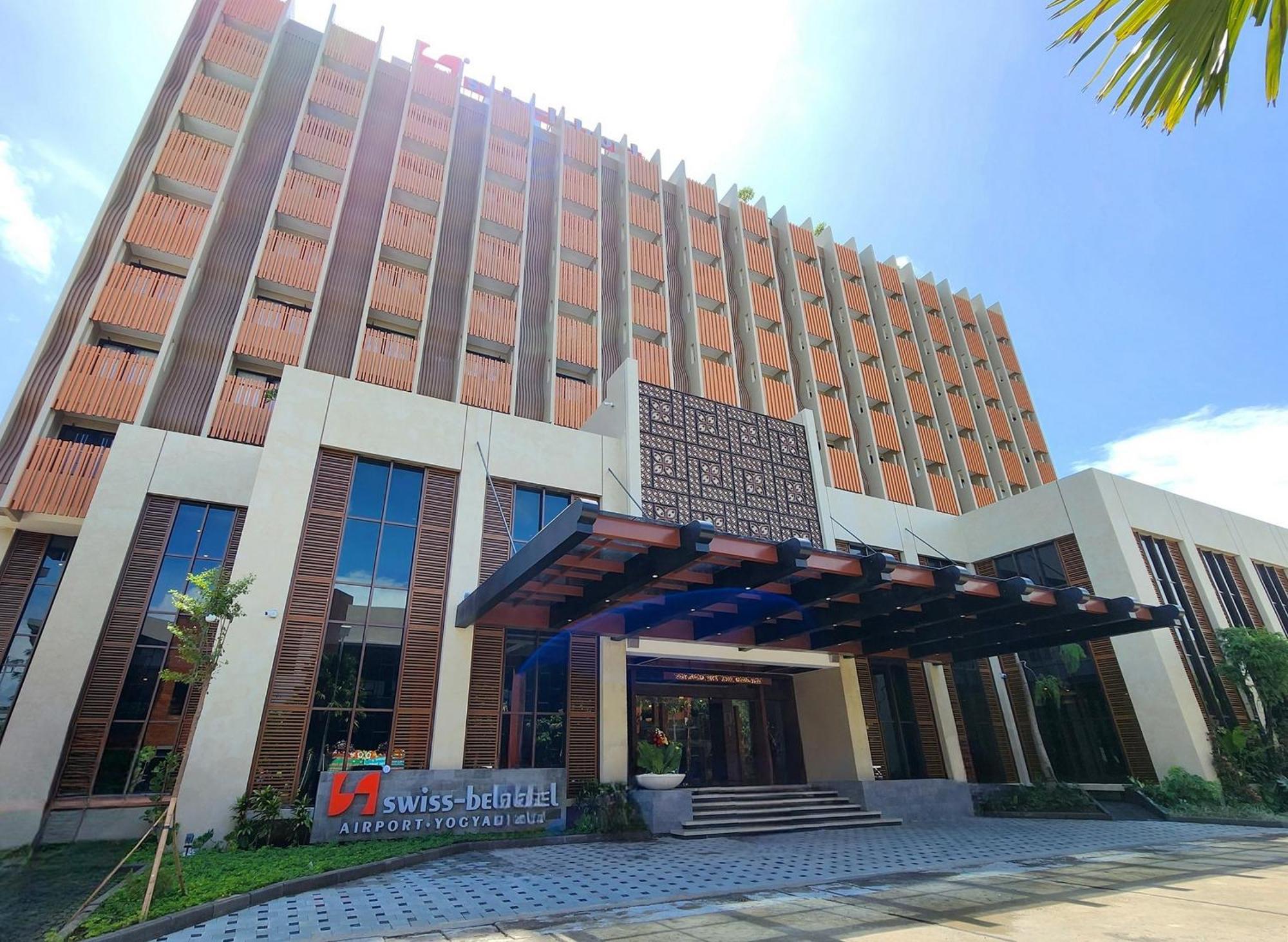 Swiss-Belhotel Airport Yogyakarta Bagian luar foto