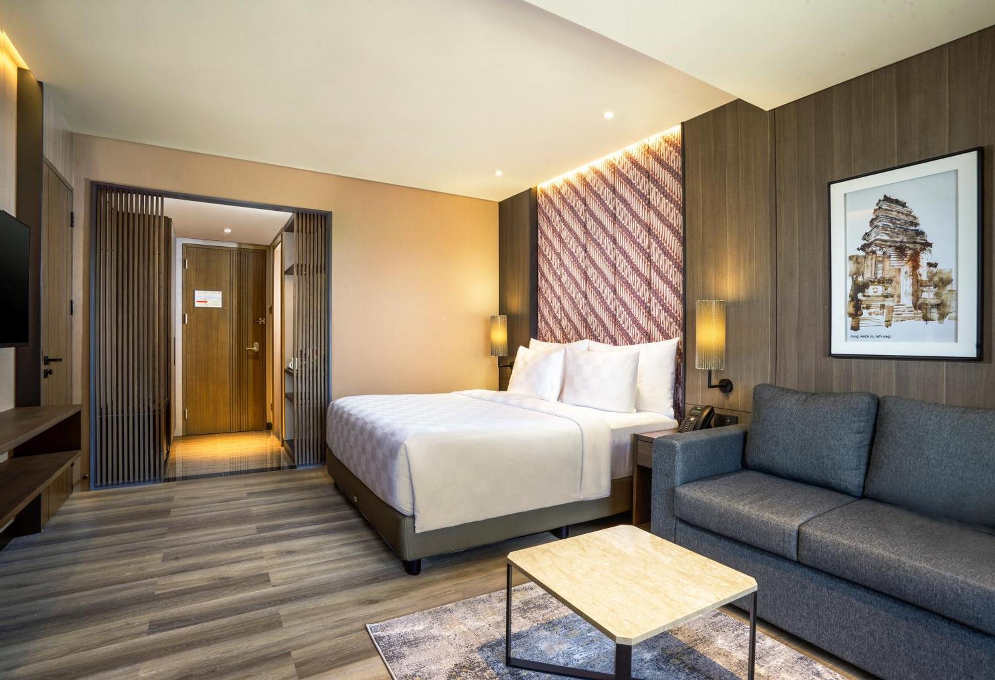 Swiss-Belhotel Airport Yogyakarta Bagian luar foto