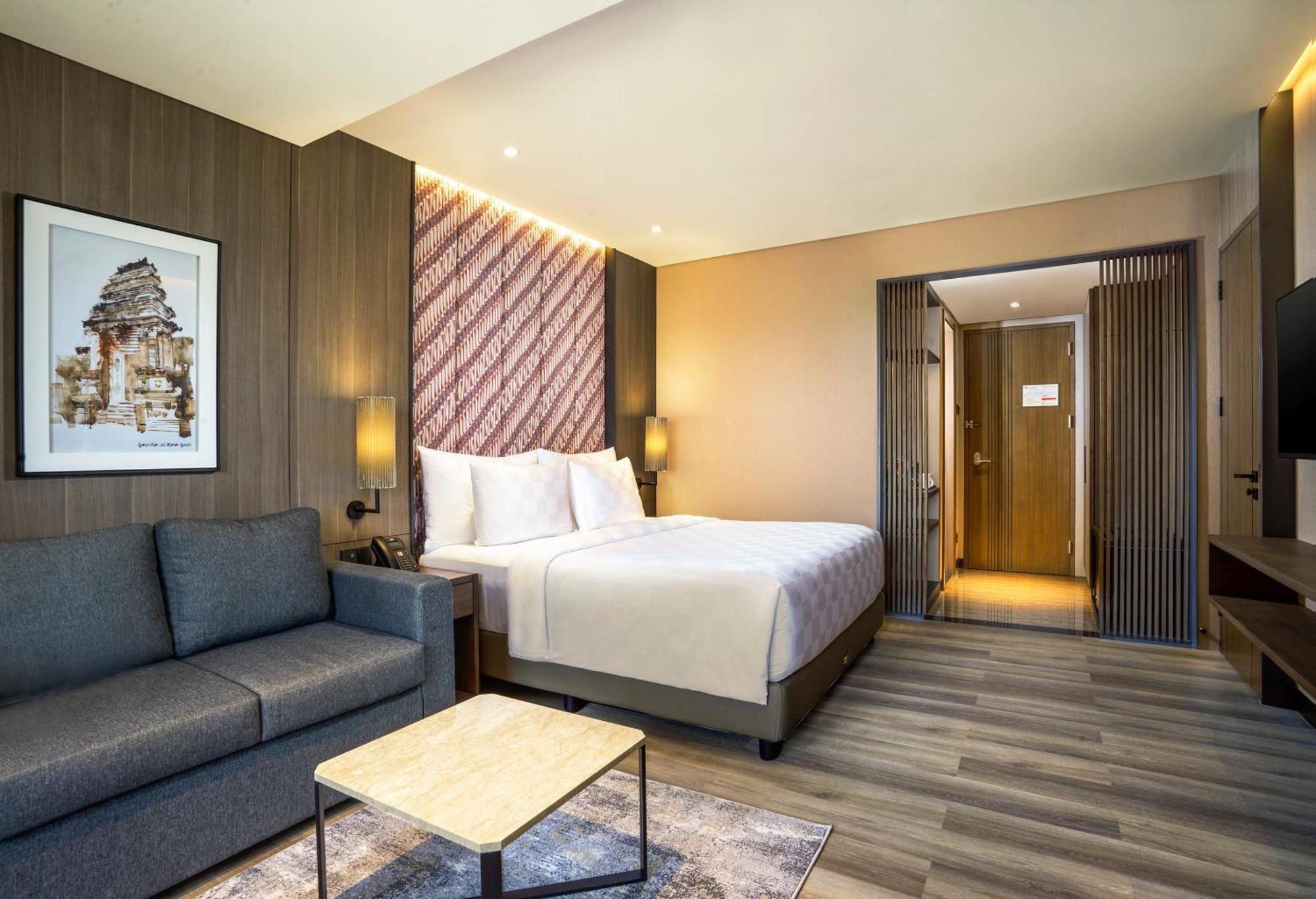 Swiss-Belhotel Airport Yogyakarta Bagian luar foto
