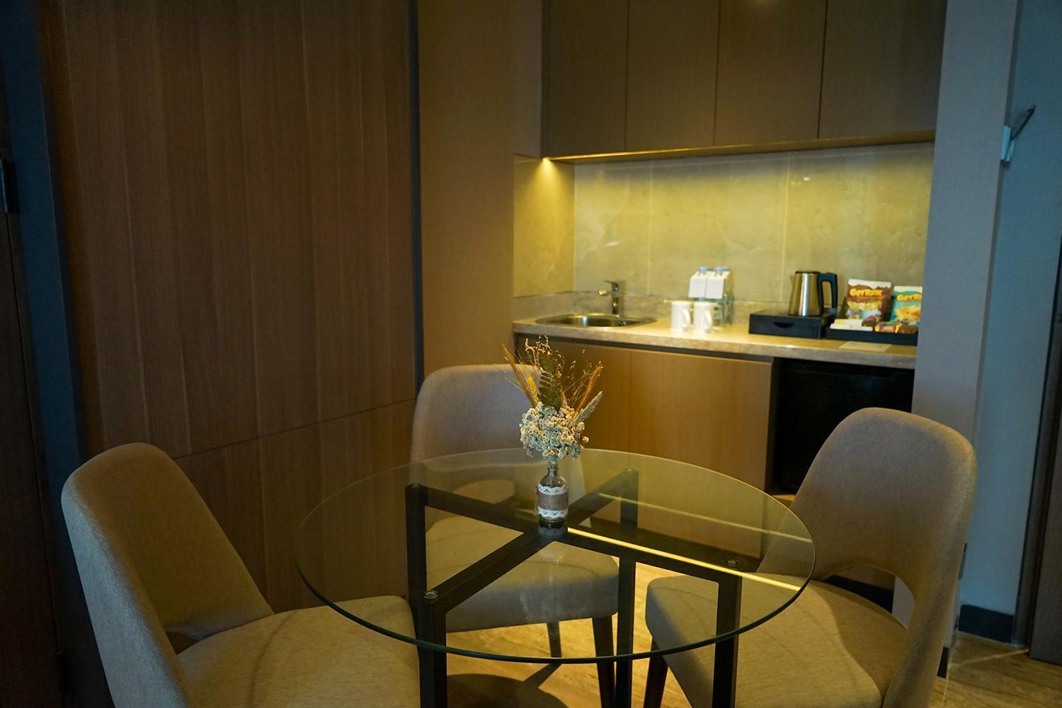 Swiss-Belhotel Airport Yogyakarta Bagian luar foto